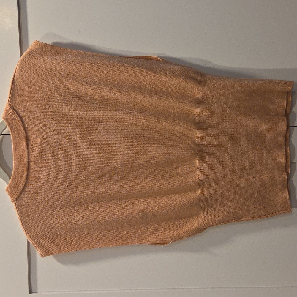 Molly Bracken Premium Knit Top in Peach NWOT - Picture 3 of 10